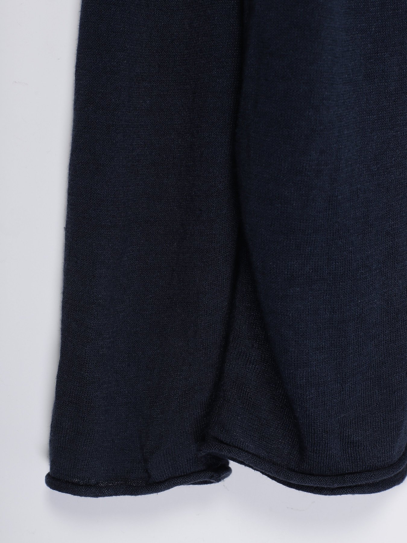 Джемпер COS модель 0478364_т.синій Фото