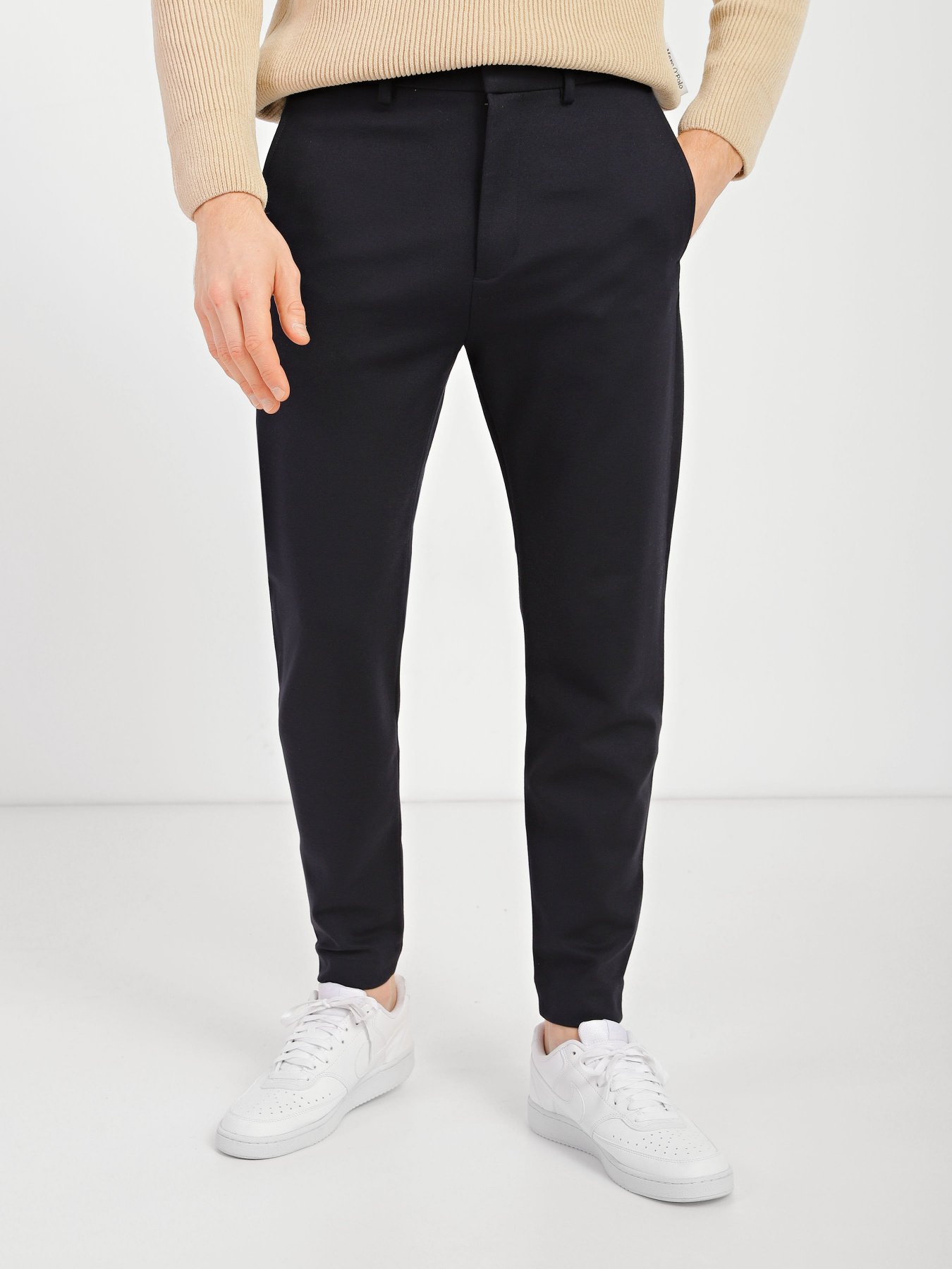 Штани повсякденні COS модель 0569956_т.синій Фото