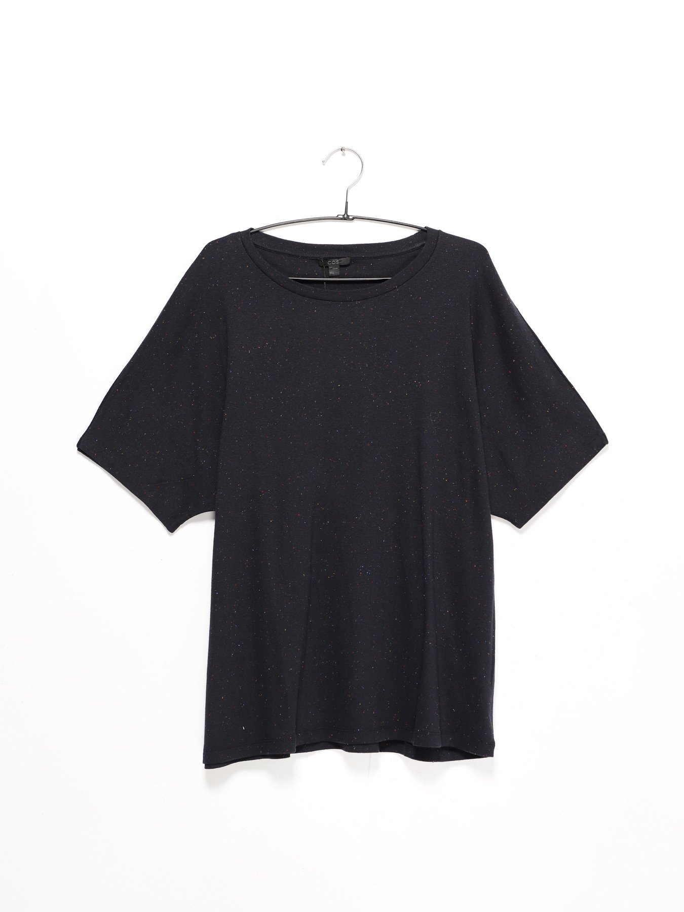 Футболка COS модель 0644859_т.синій комб. Футболка COS модель 0644859_т.синій комб. Фото