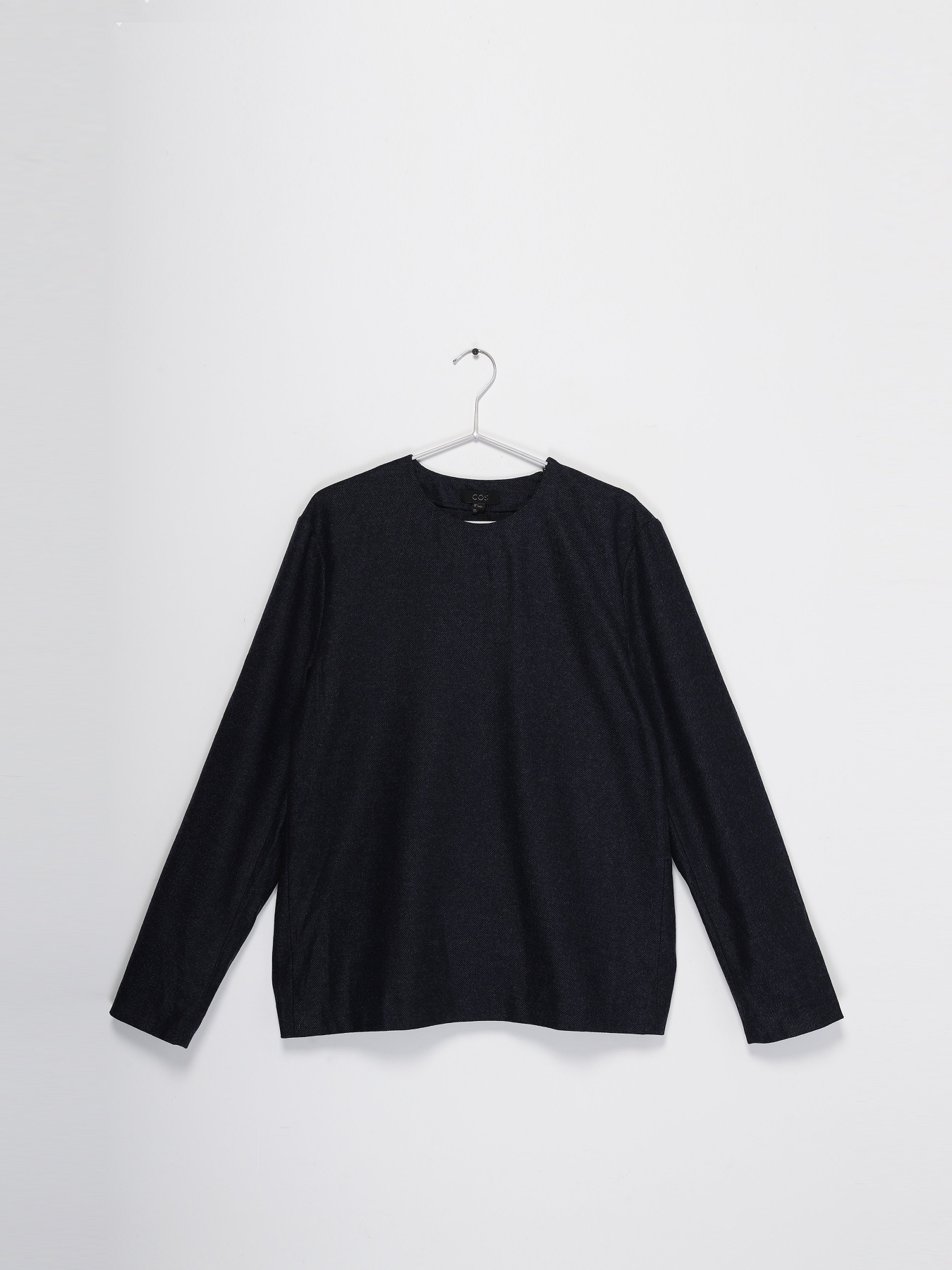 Блуза COS модель 0251191_т.синій Фото