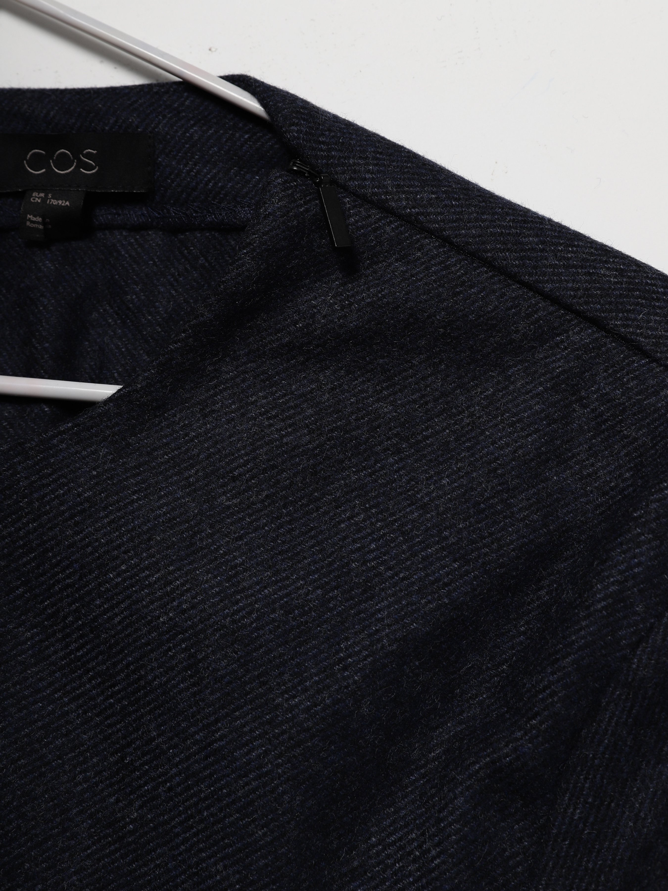 Блуза COS модель 0251191_т.синій Блуза COS модель 0251191_т.синій Фото