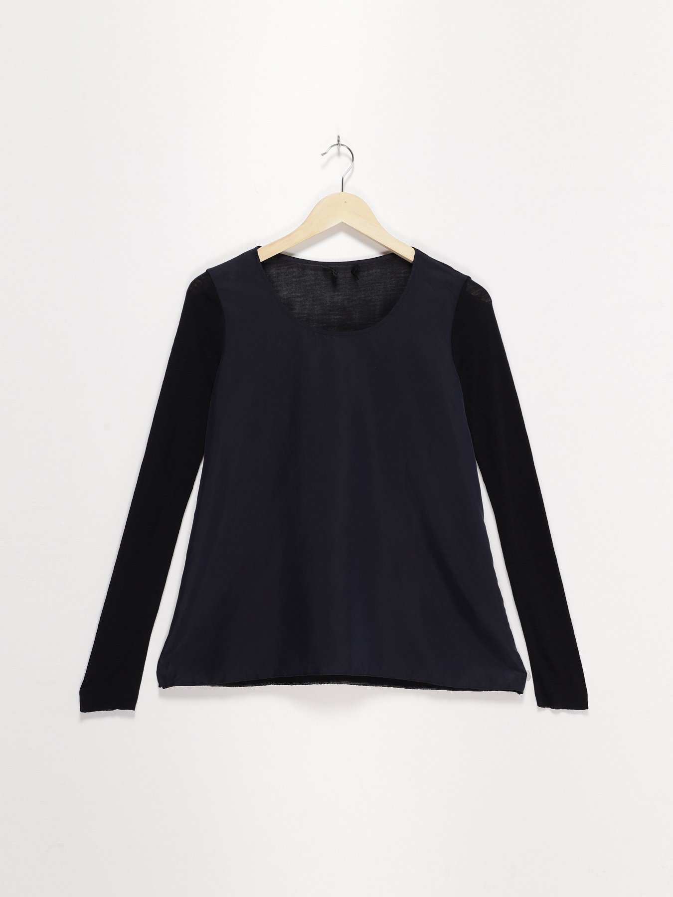 Лонгслів COS модель 0200021_т.синій Фото