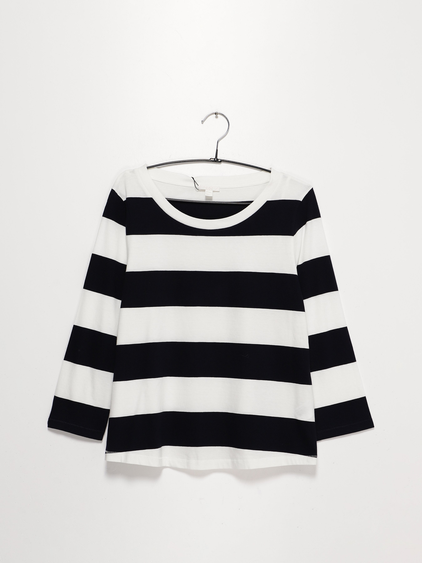 Джемпер COS модель 0142974_білий з чорним Фото