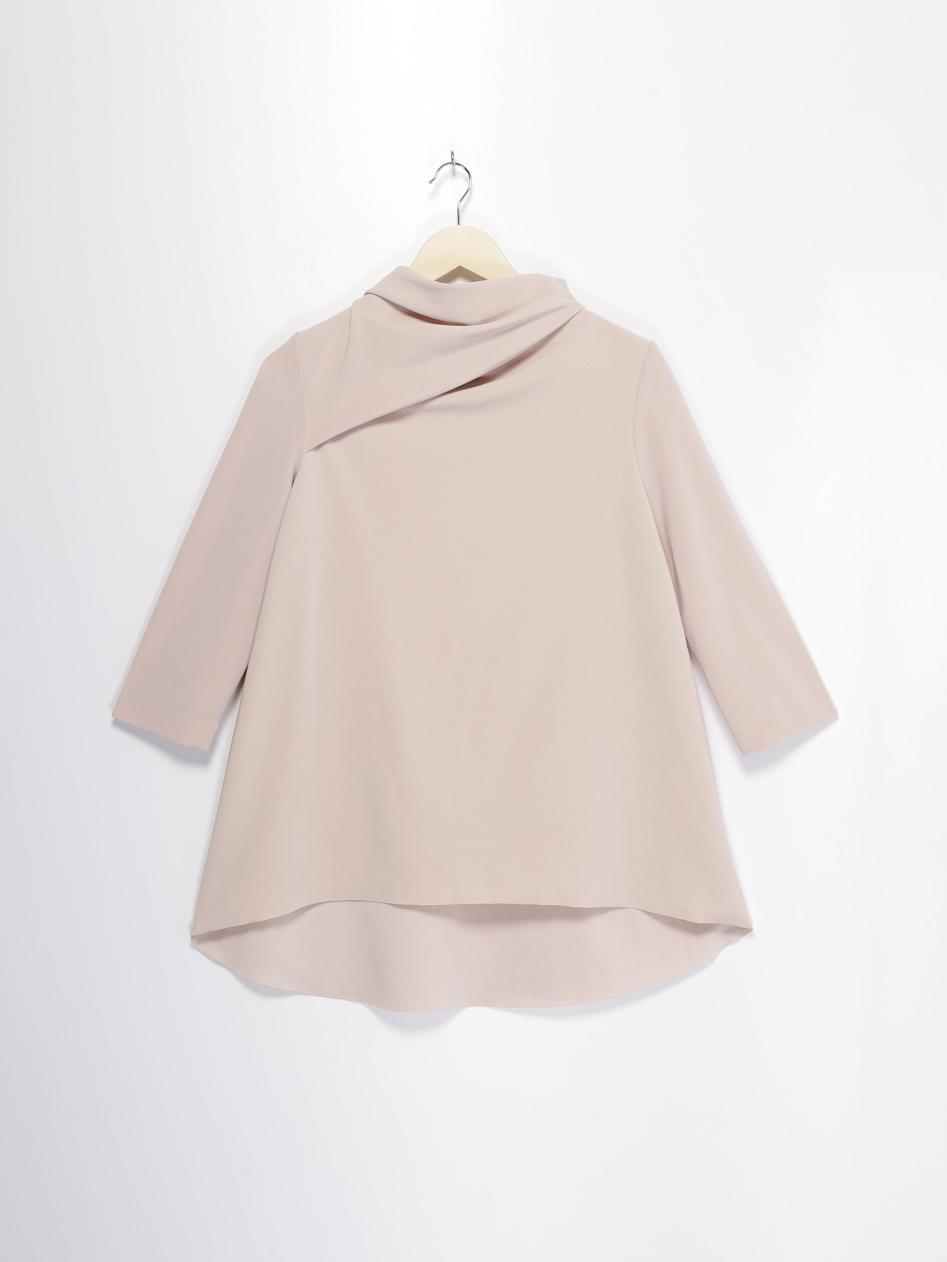 Сукня міні COS модель 0376865_с.бежевий Фото