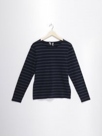 Лонгслив COS модель 0380630_т.синій з зеленим Фото