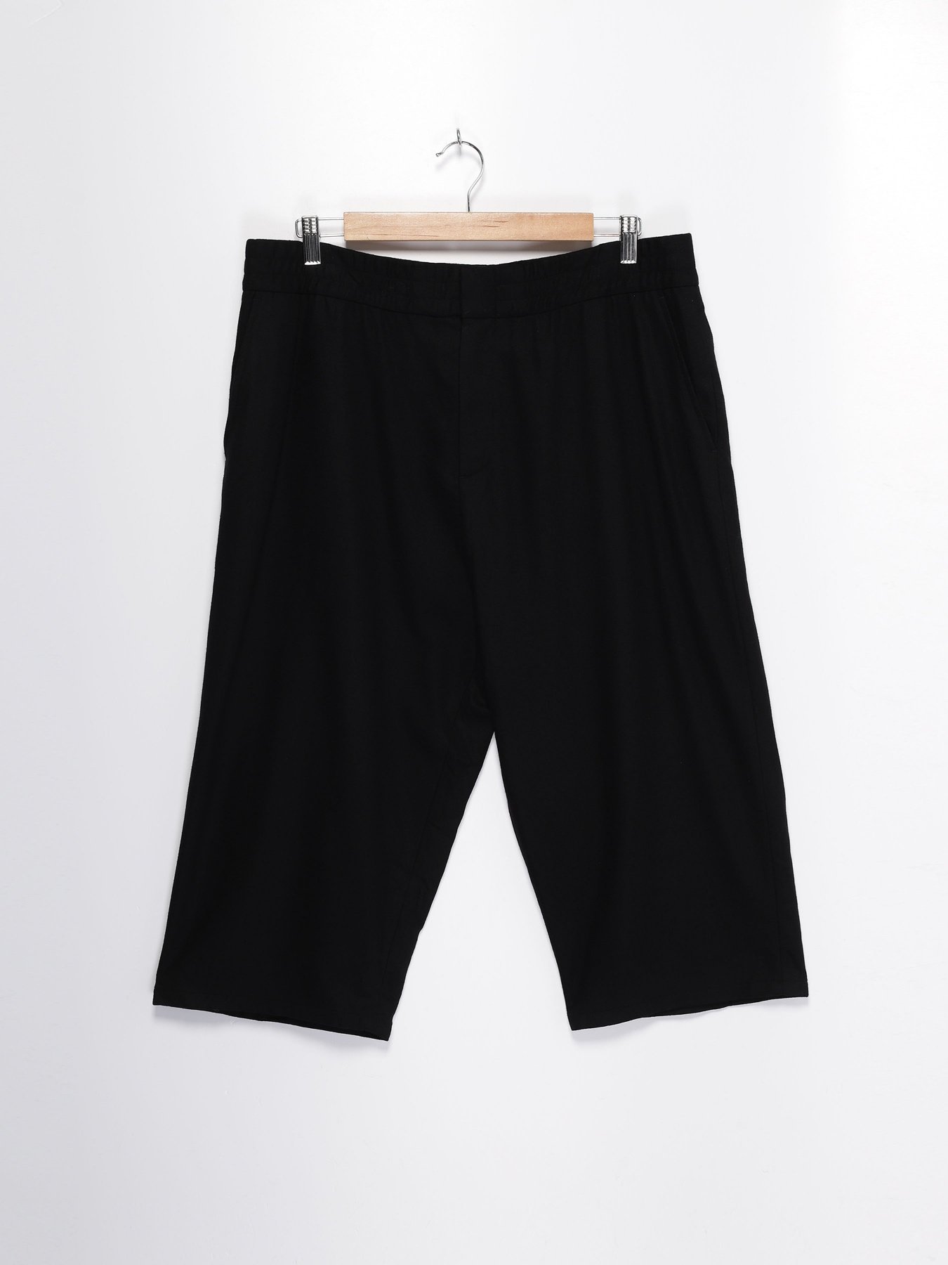 Повсякденні штани COS модель 0462226_чорний Фото