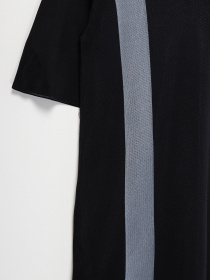 Сукня-футболка COS модель 0521052_т.синій з синім Фото