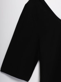 Футболка COS модель 0555291_чорний Фото