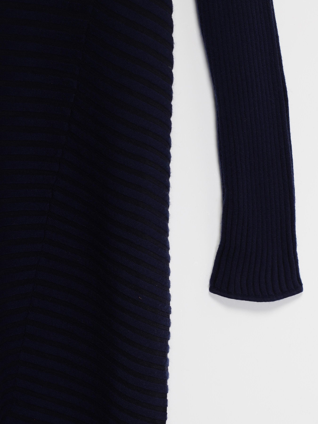 Платье мини COS модель 0567962_т.синій комб. Фото