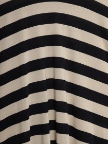 Лонгслів COS модель 0753459_т.синій з бежевим Фото