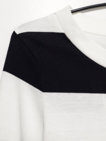 Джемпер COS модель 01429745_білий з чорним Фото