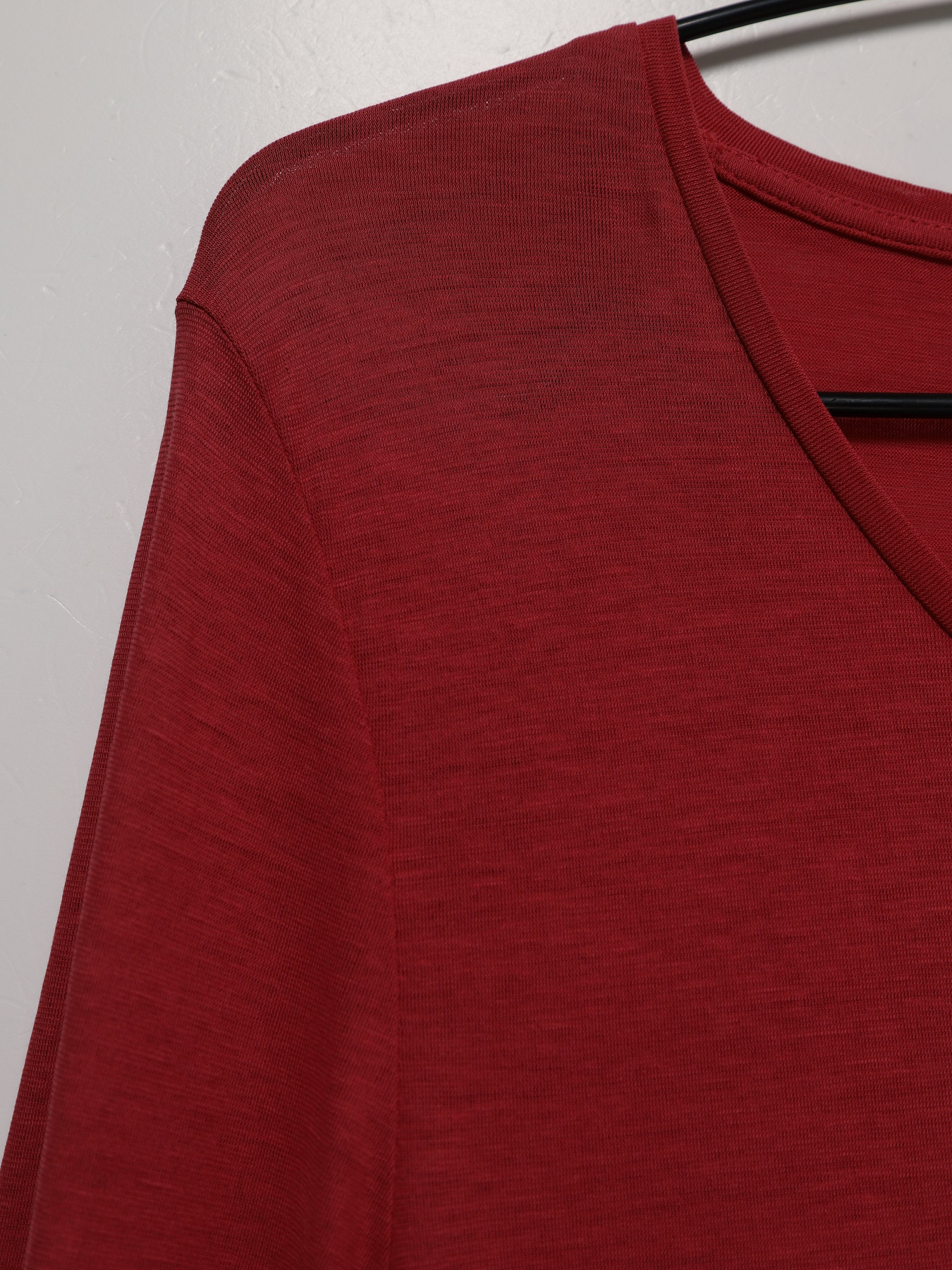 Джемпер COS модель 0330623_т.рожевий Фото