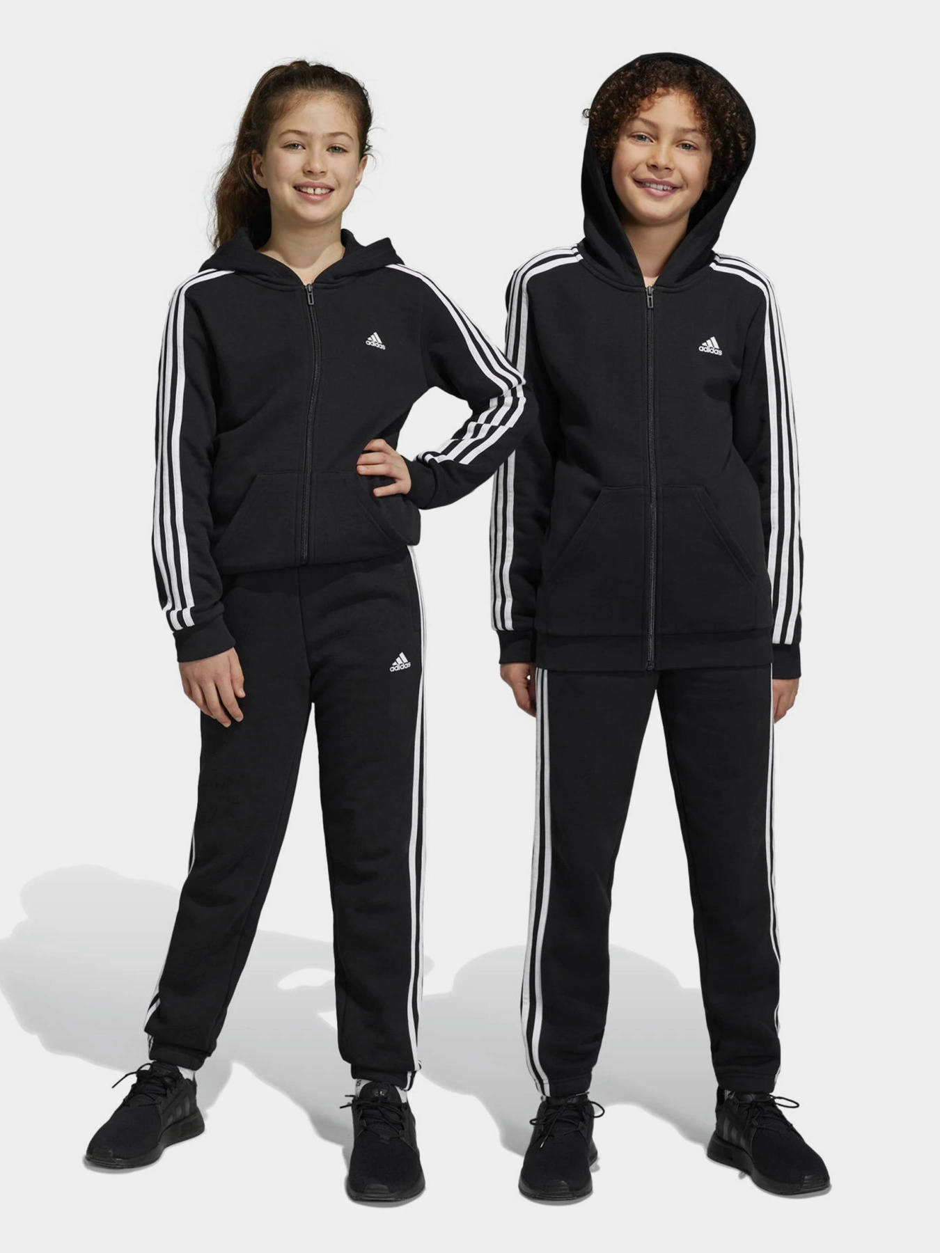 Штаны спортивные Adidas ESSENTIALS 3-STRIPES FLEECE модель HR6333 Фото
