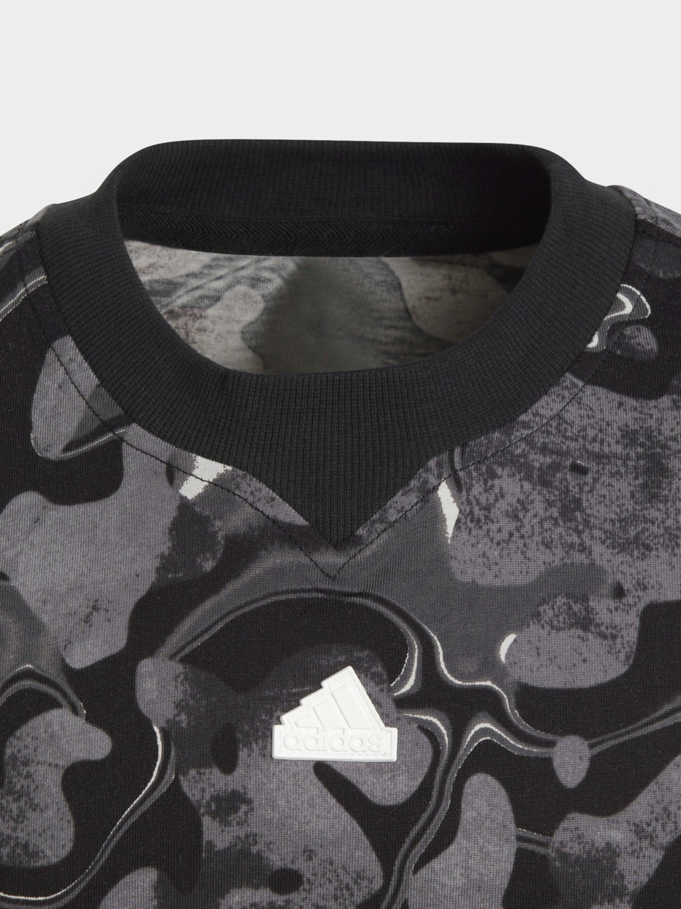 Футболка Adidas Future Icons Allover Print модель IB4035 Фото