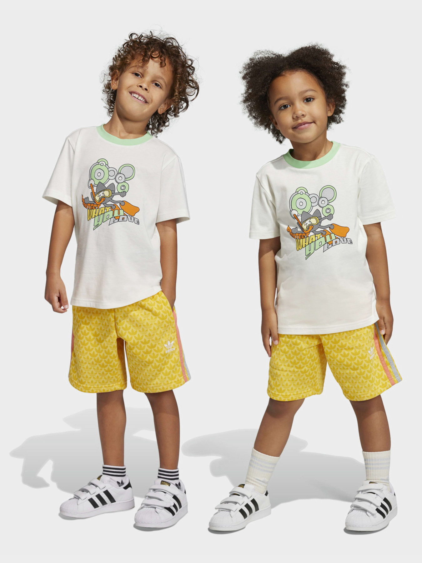 Спортивный костюм Adidas GRAPHIC PRINT модель IB8628 Фото