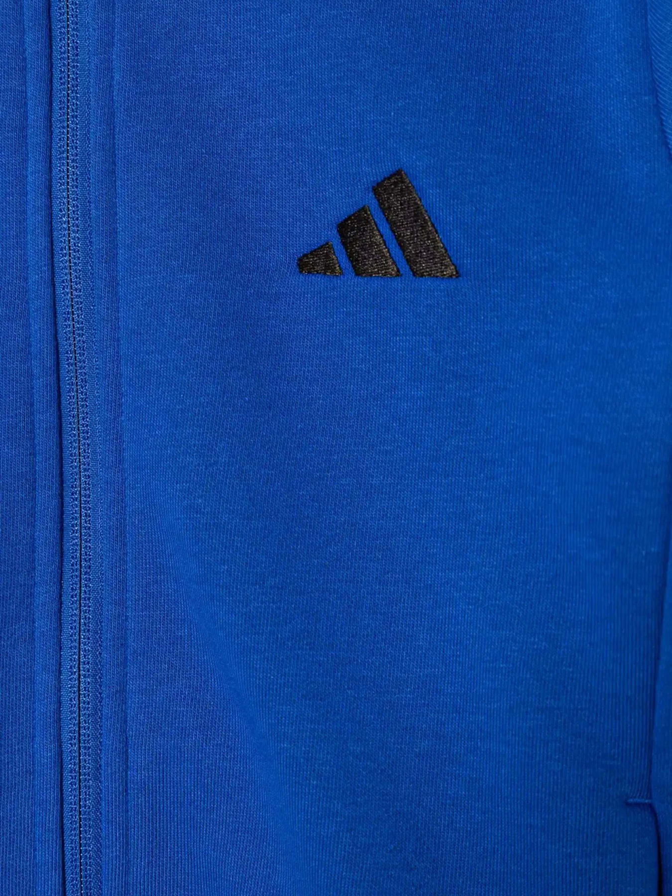 Спортивный костюм Adidas 3 STRIPES модель JE0311 Спортивный костюм Adidas 3 STRIPES модель JE0311 Фото