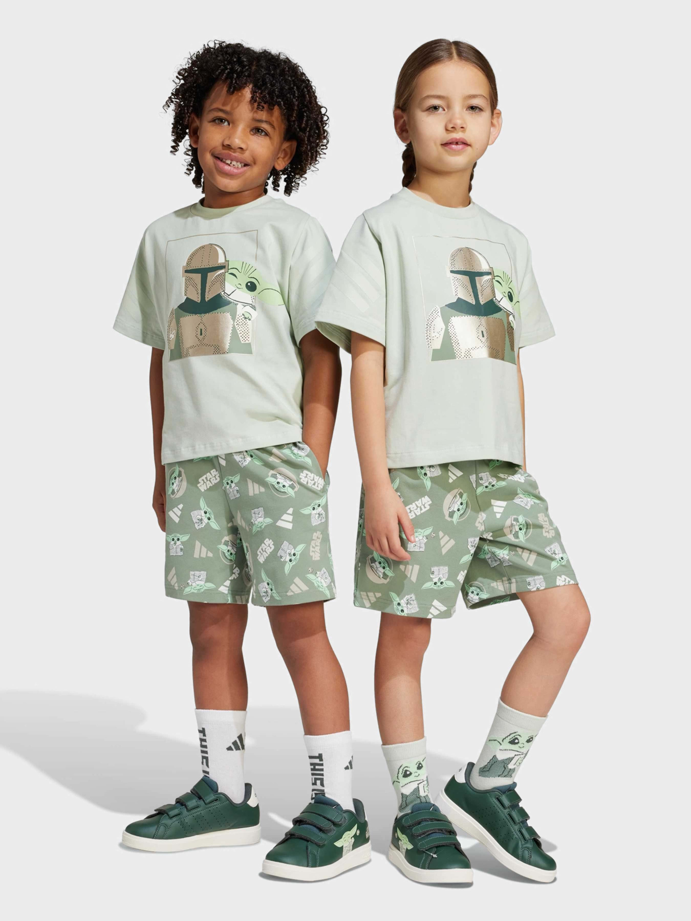 Спортивный костюм Adidas x Star Wars The Mandalorian модель JF3648 Фото