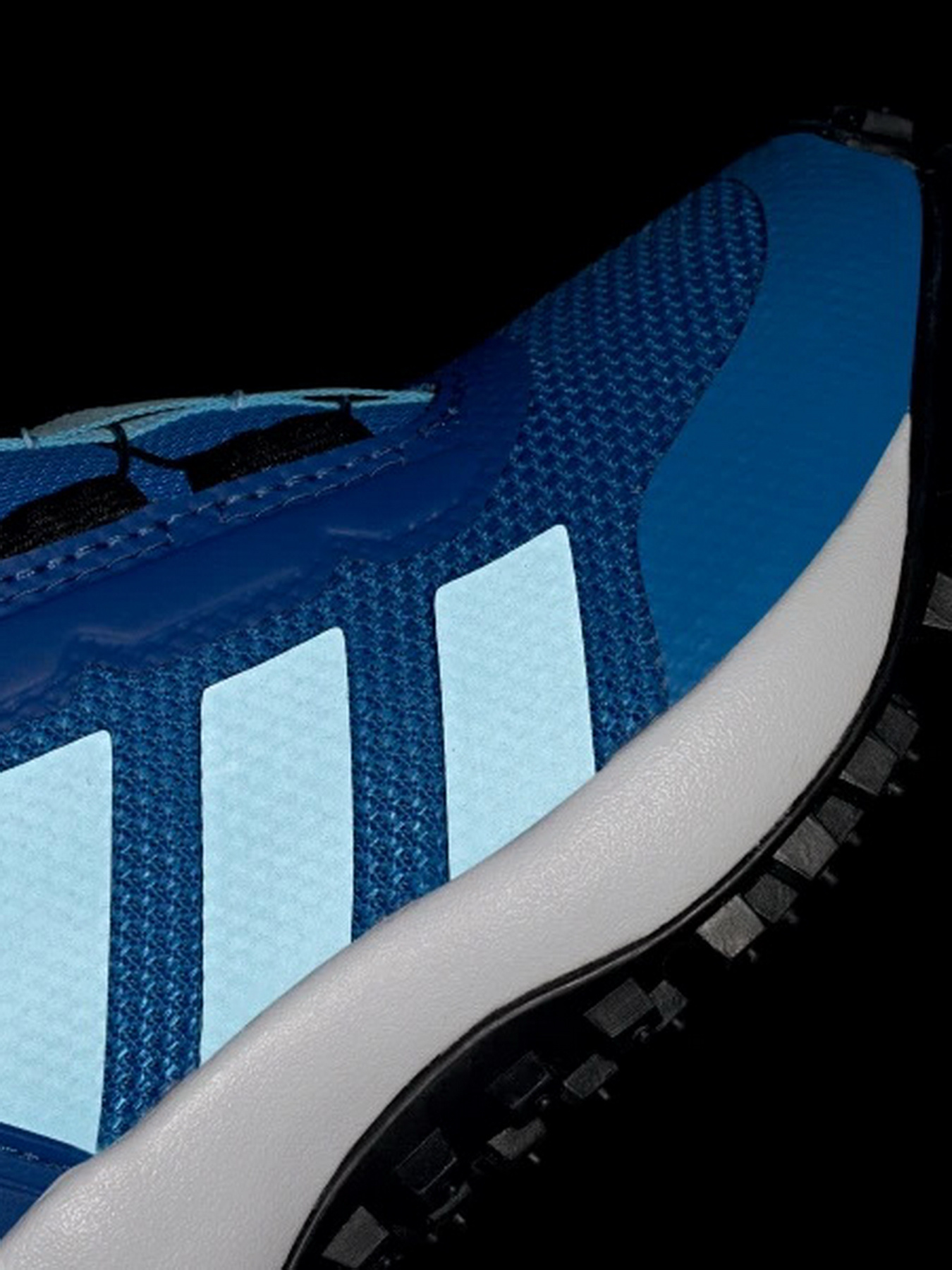 Ботинки Adidas модель JR3106 Фото