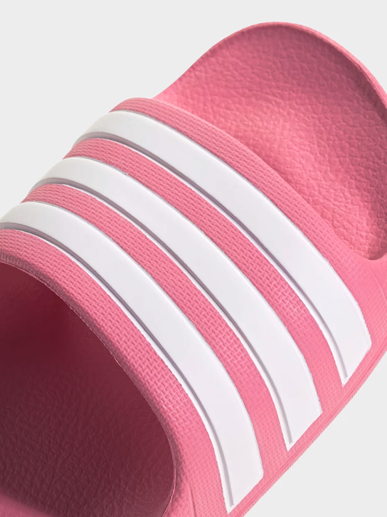 Adidas модель JS2496 Adidas модель JS2496 Фото