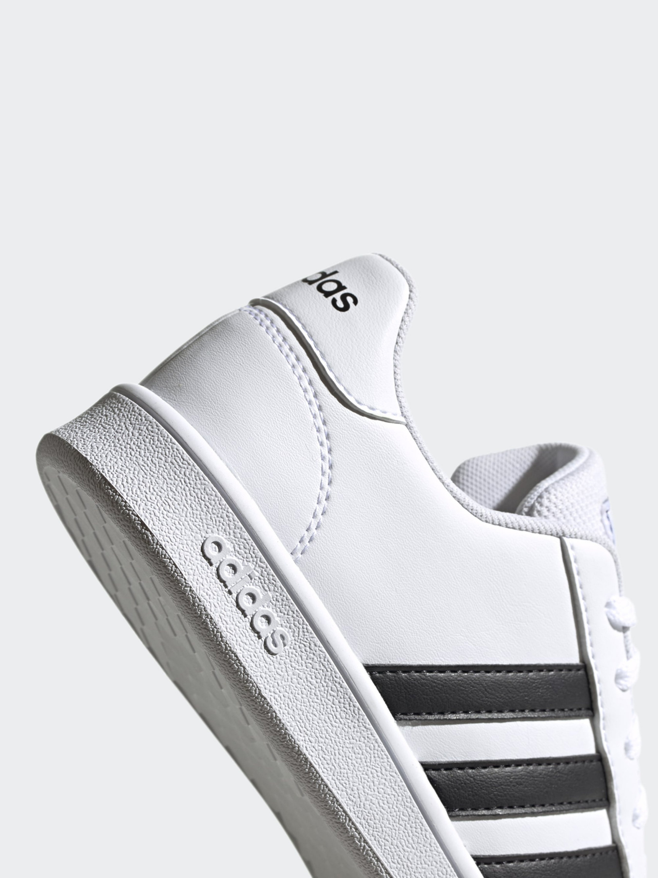 Кеди низькі Adidas GRAND COURT K модель EF0103 Фото
