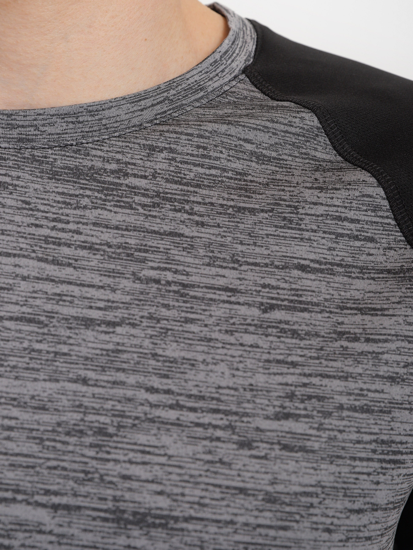 Футболка Crivit модель IAN285891_сірий з чорним Фото