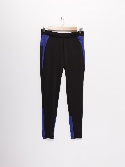 Спортивные леггинсы Crivit модель IAN292321_чорний з синім Фото