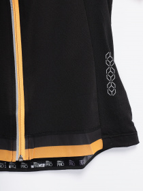 Футболка Crivit модель IAN285391_чорний з помаранчевим Фото