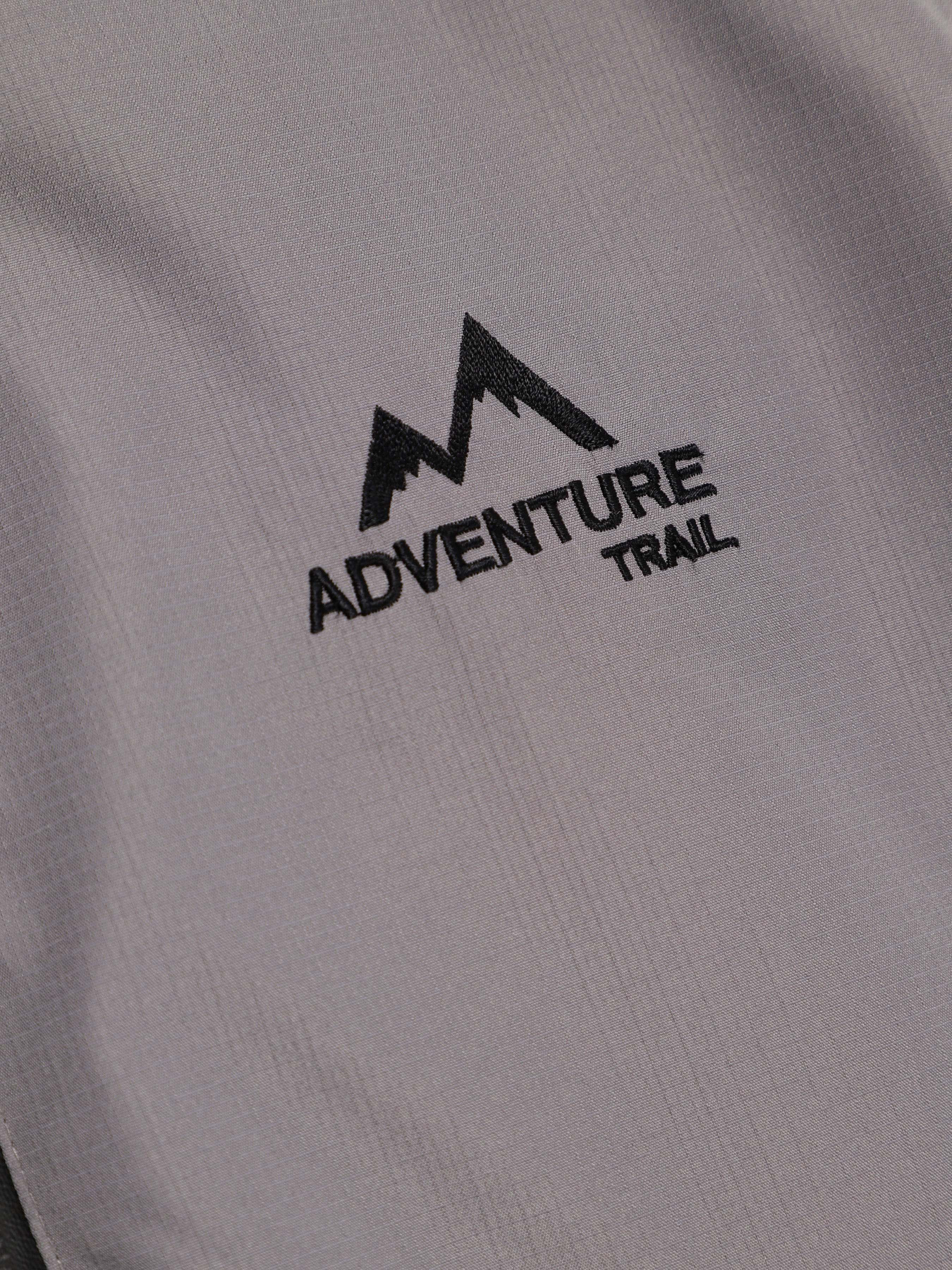 Демісезонна куртка Crivit Модель IAN287874_сірий з чорним Фото