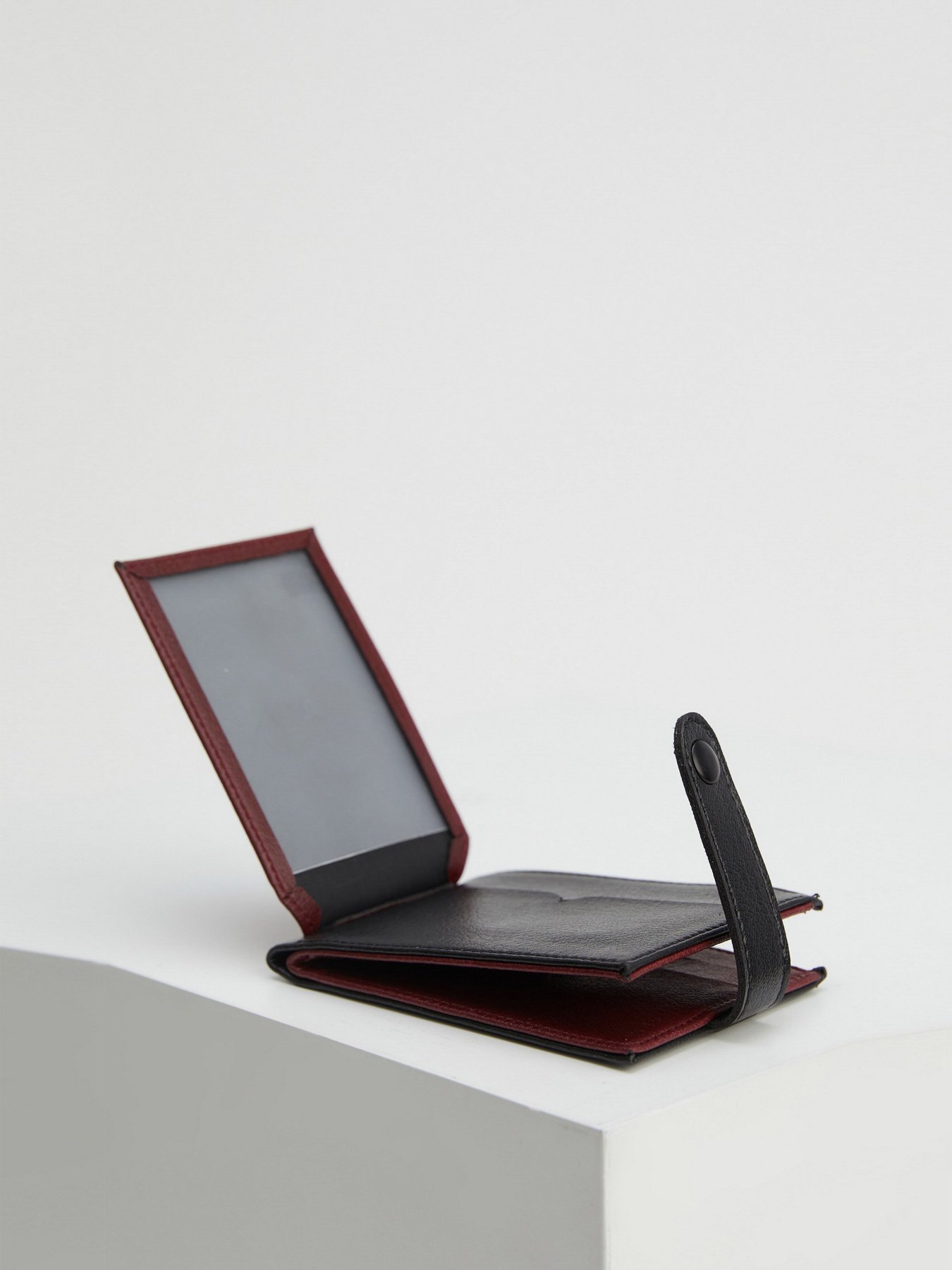 Гаманець DeFacto модель U4527AZ-BK27 Гаманець DeFacto модель U4527AZ-BK27 Фото