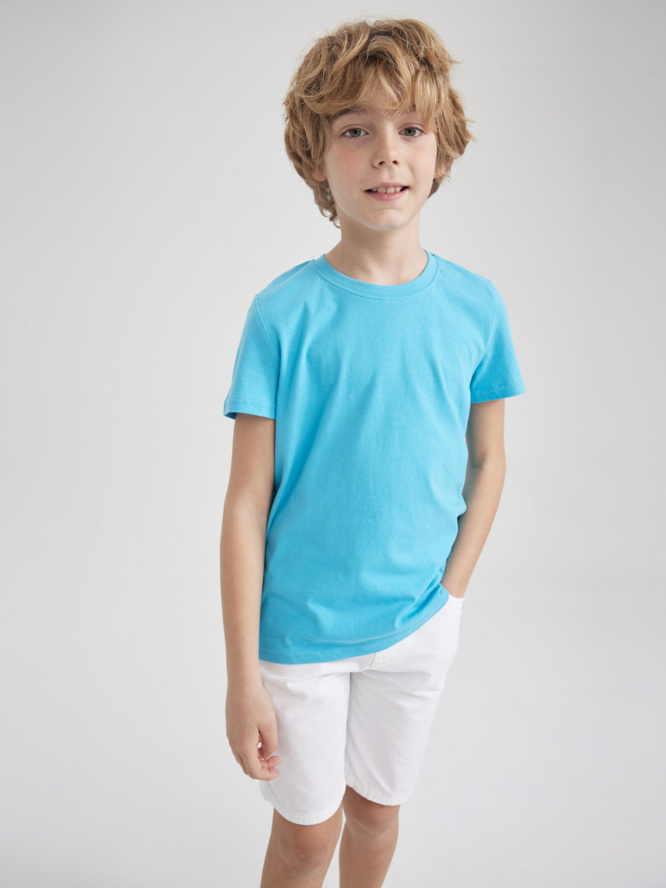 Футболка DeFacto модель K1687A6-TR230 Фото