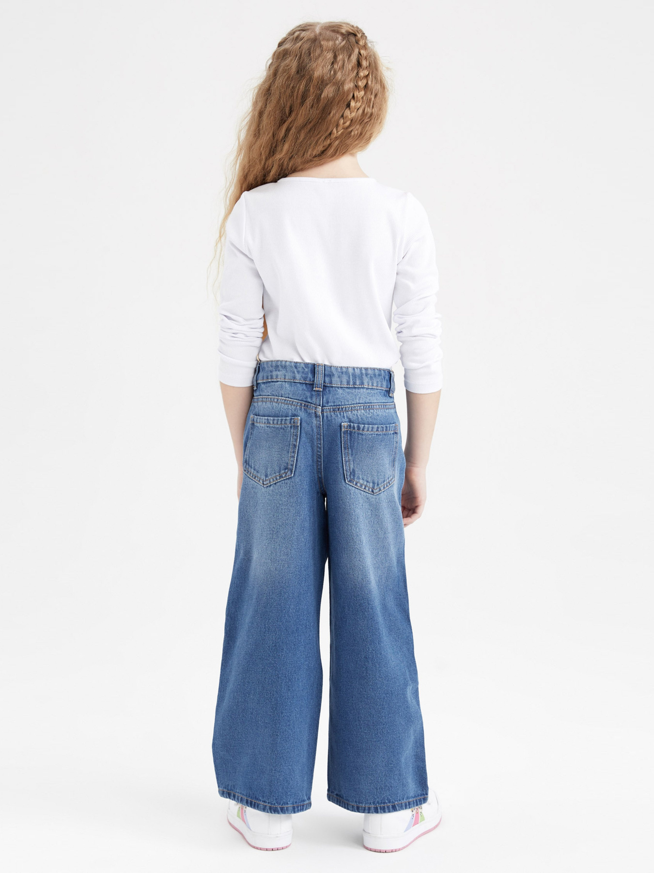 Широкие джинсы DeFacto модель W5915A6-NM28 Фото