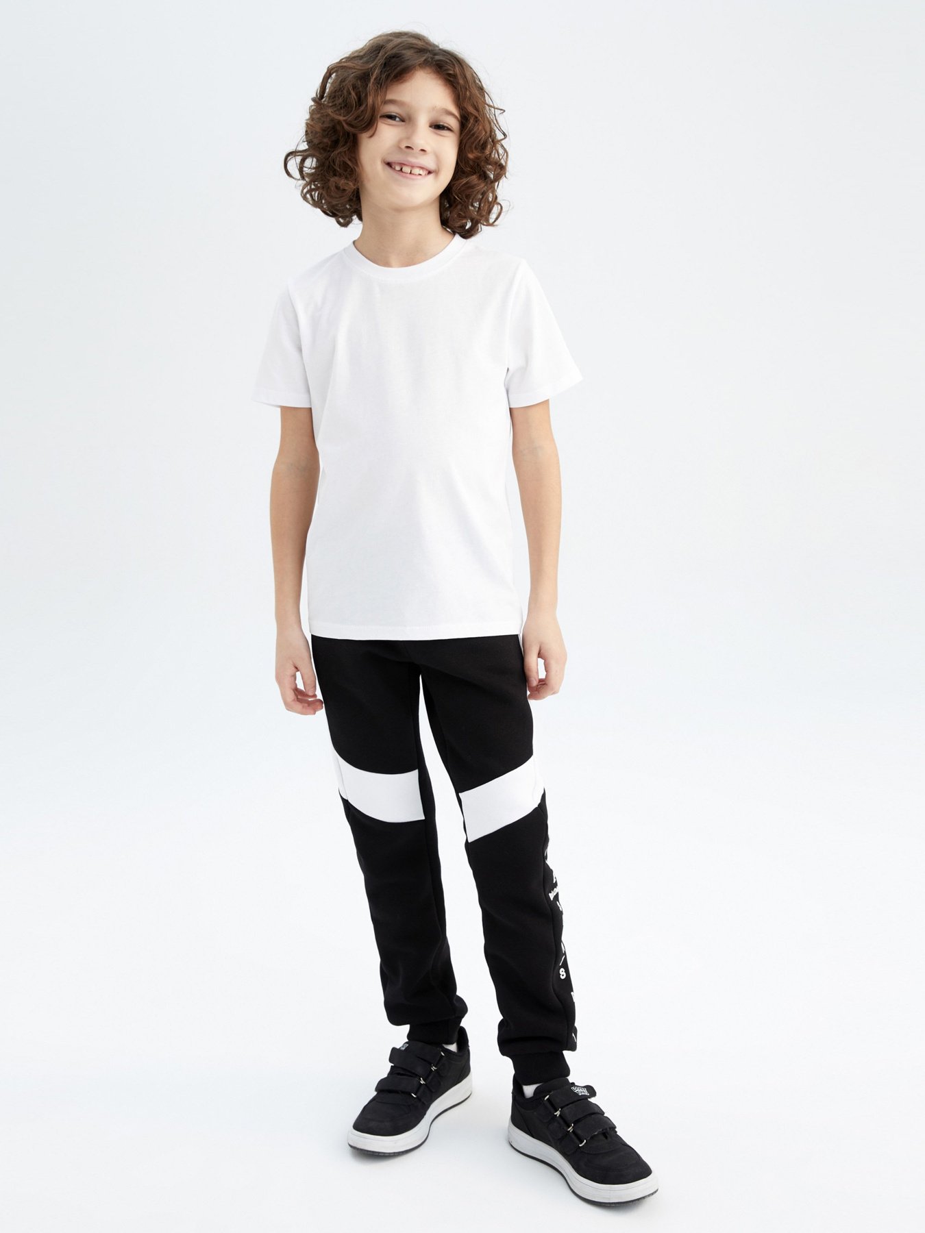 Набір футболок DeFacto модель X8801A6-BK81 Фото