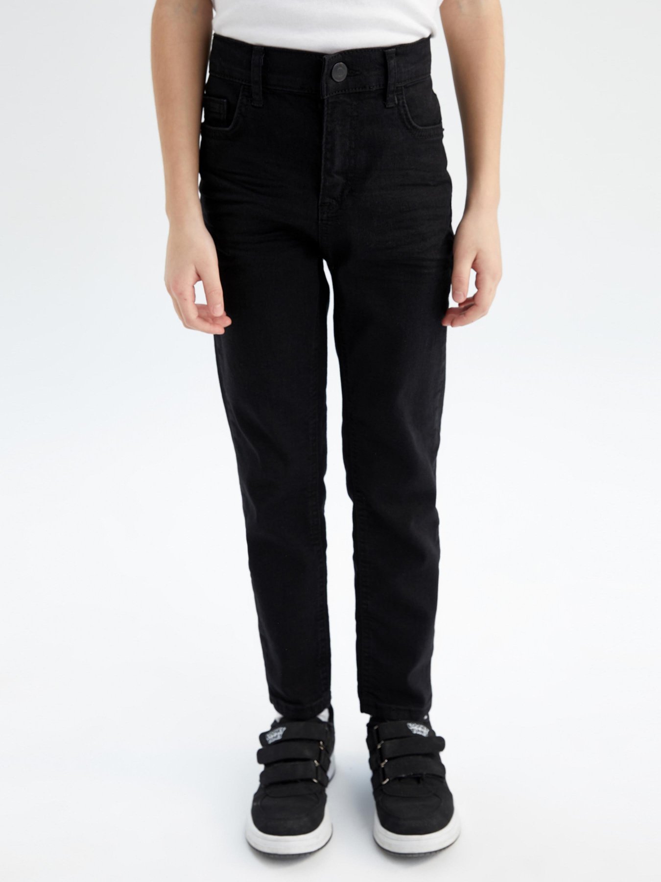 Зауженные джинсы DeFacto модель Y8417A6-NM40 Фото