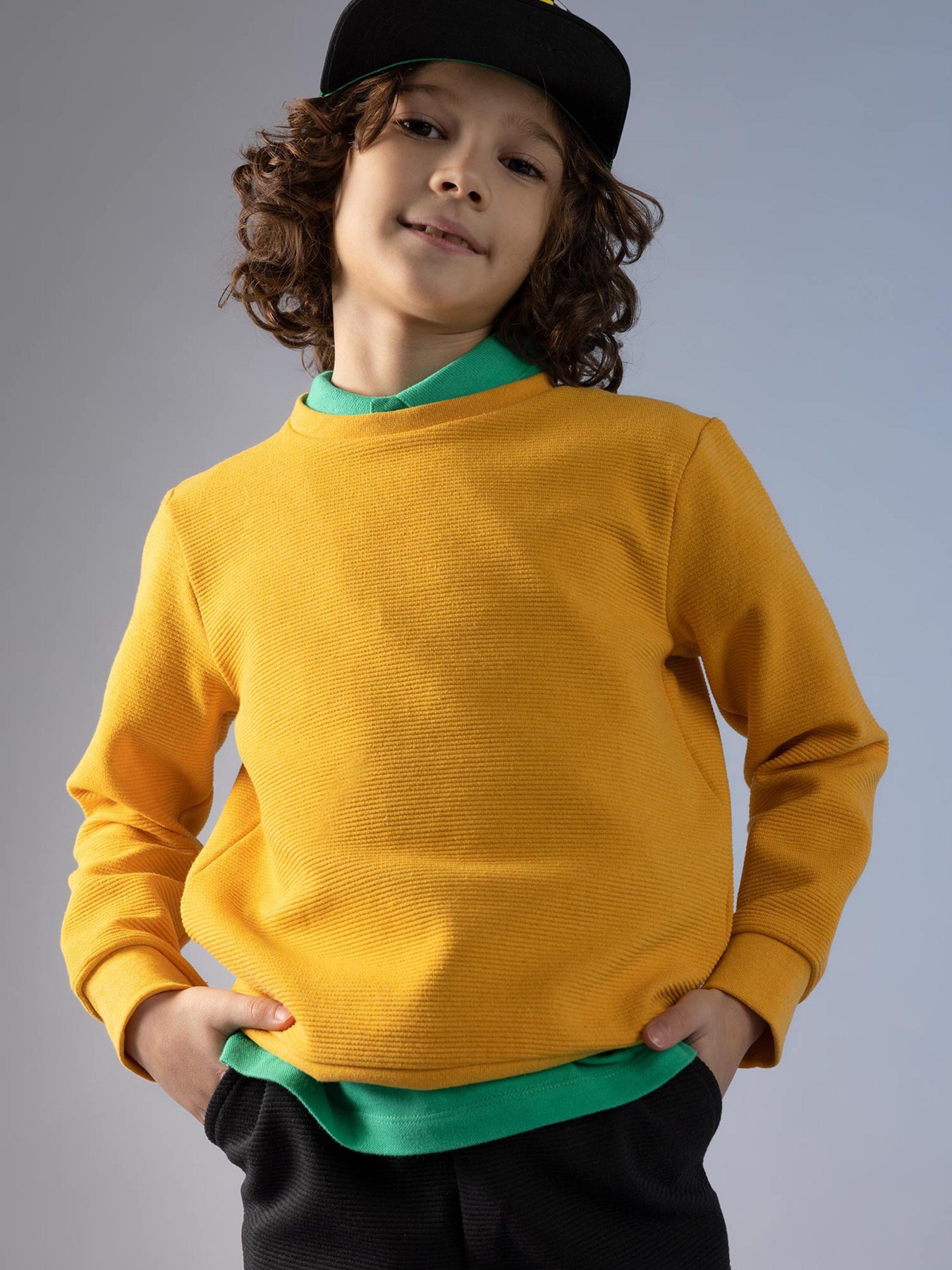 Свитшот DeFacto модель Z2511A6-YL250 Фото