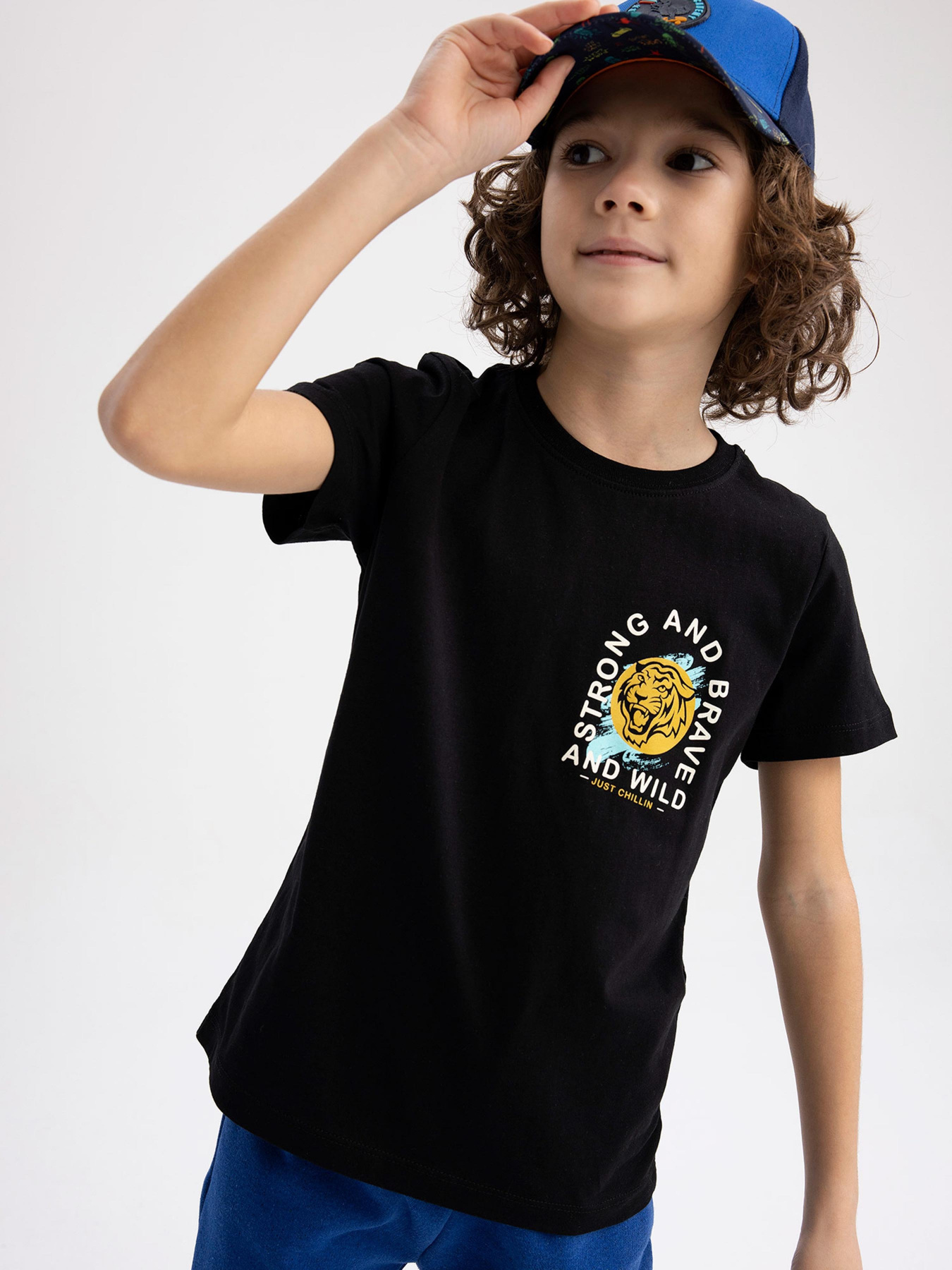 Футболка DeFacto модель Z3068A6-BK81 Фото