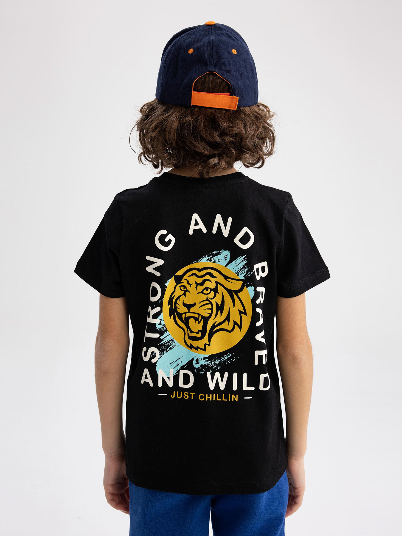 Футболка DeFacto модель Z3068A6-BK81 Фото