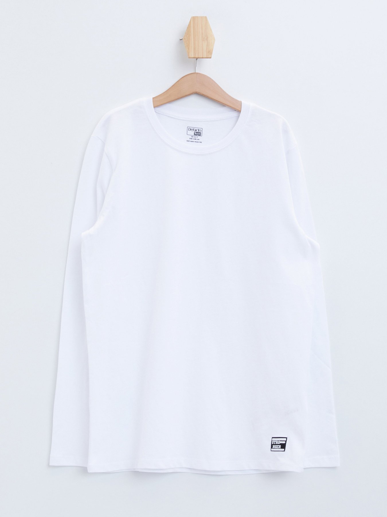 Лонгслив DeFacto модель K1686A6-WT34 Фото