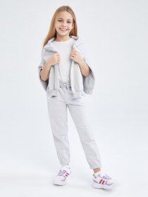 Джогери DeFacto модель Z4783A6-GR400 Джогери DeFacto модель Z4783A6-GR400 Фото