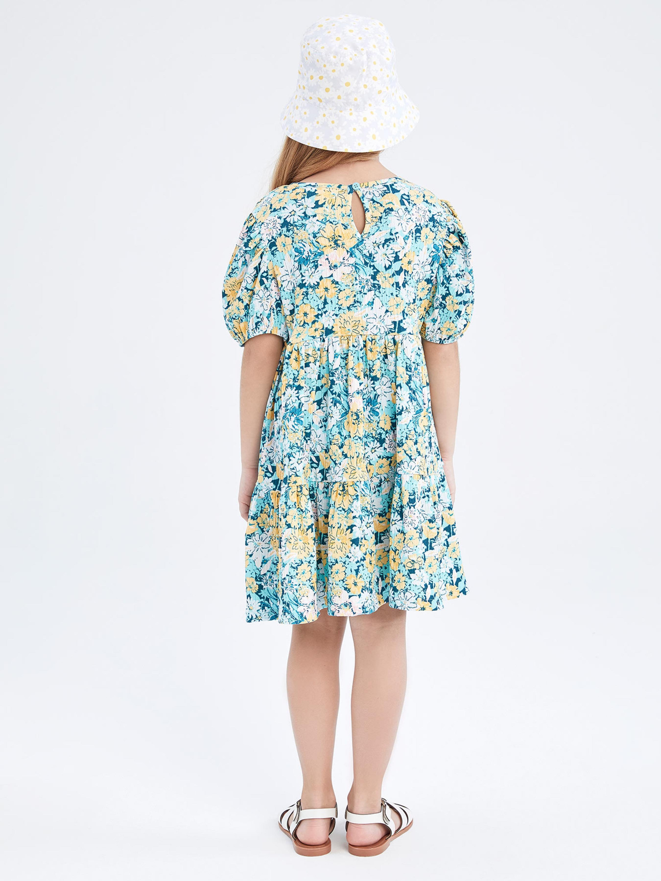 Платье миди DeFacto модель Z5274A6-TR74 Фото