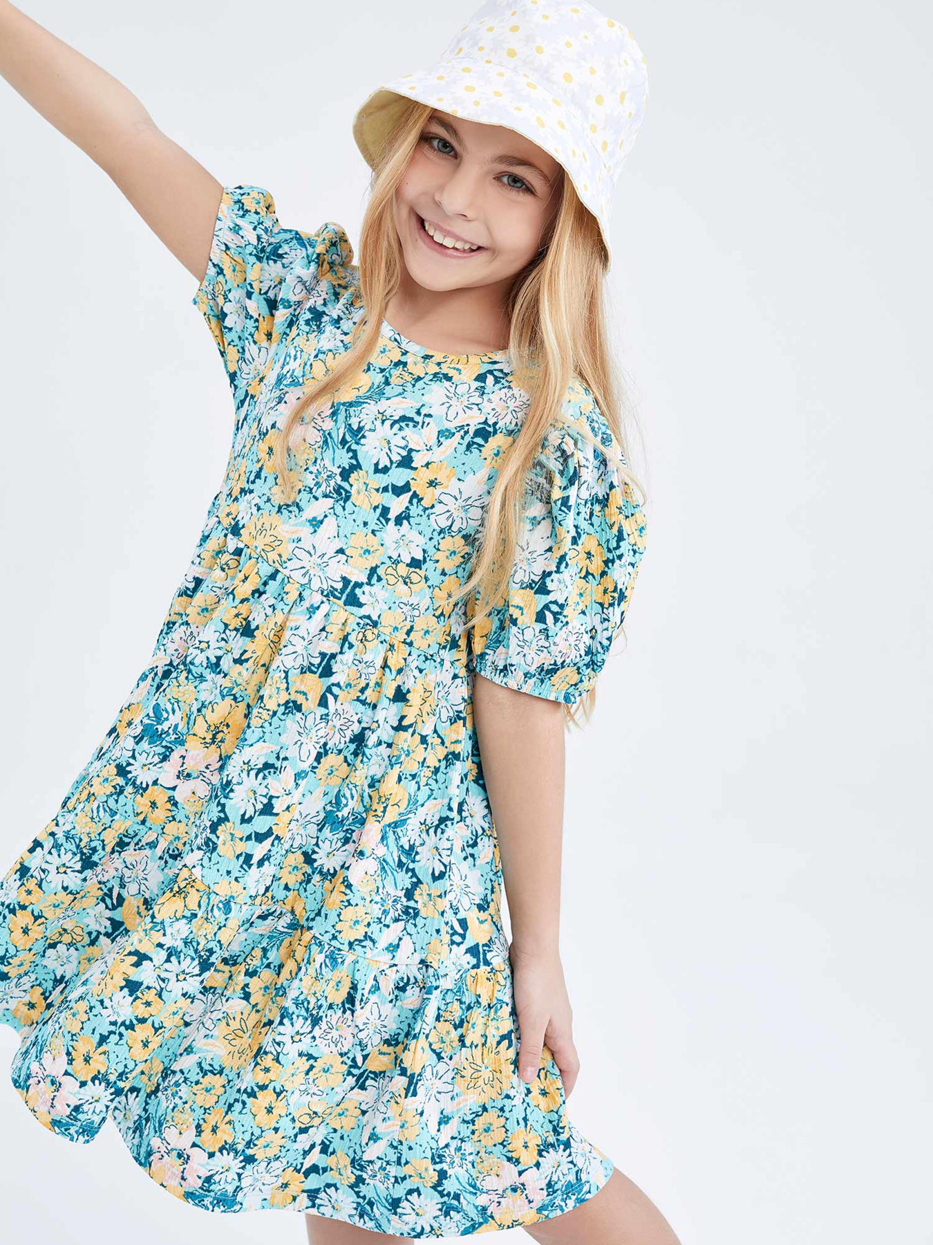 Сукня міді DeFacto модель Z5274A6-TR74 Фото