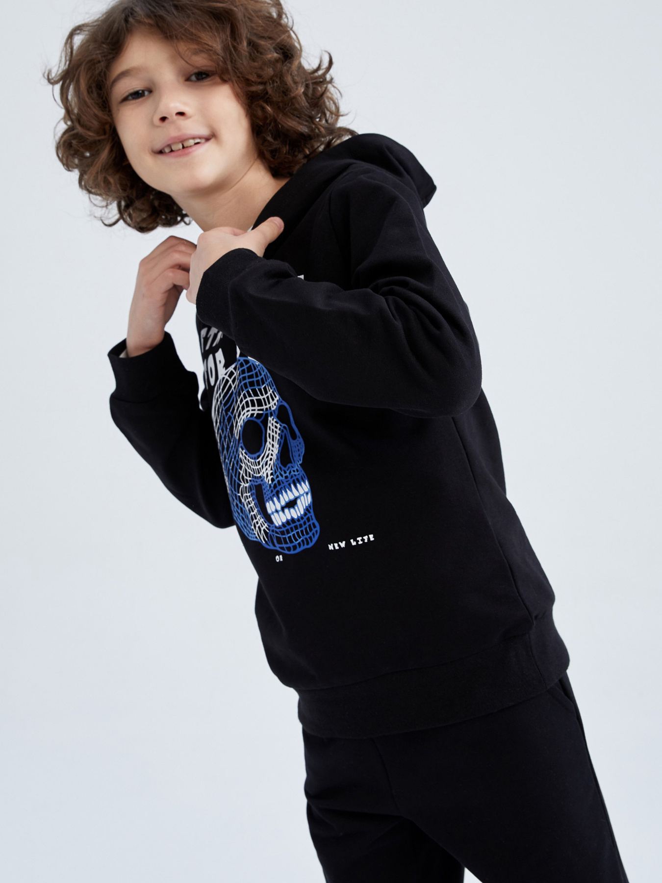 Повсякденний костюм DeFacto модель Z5455A6-BK81 Фото