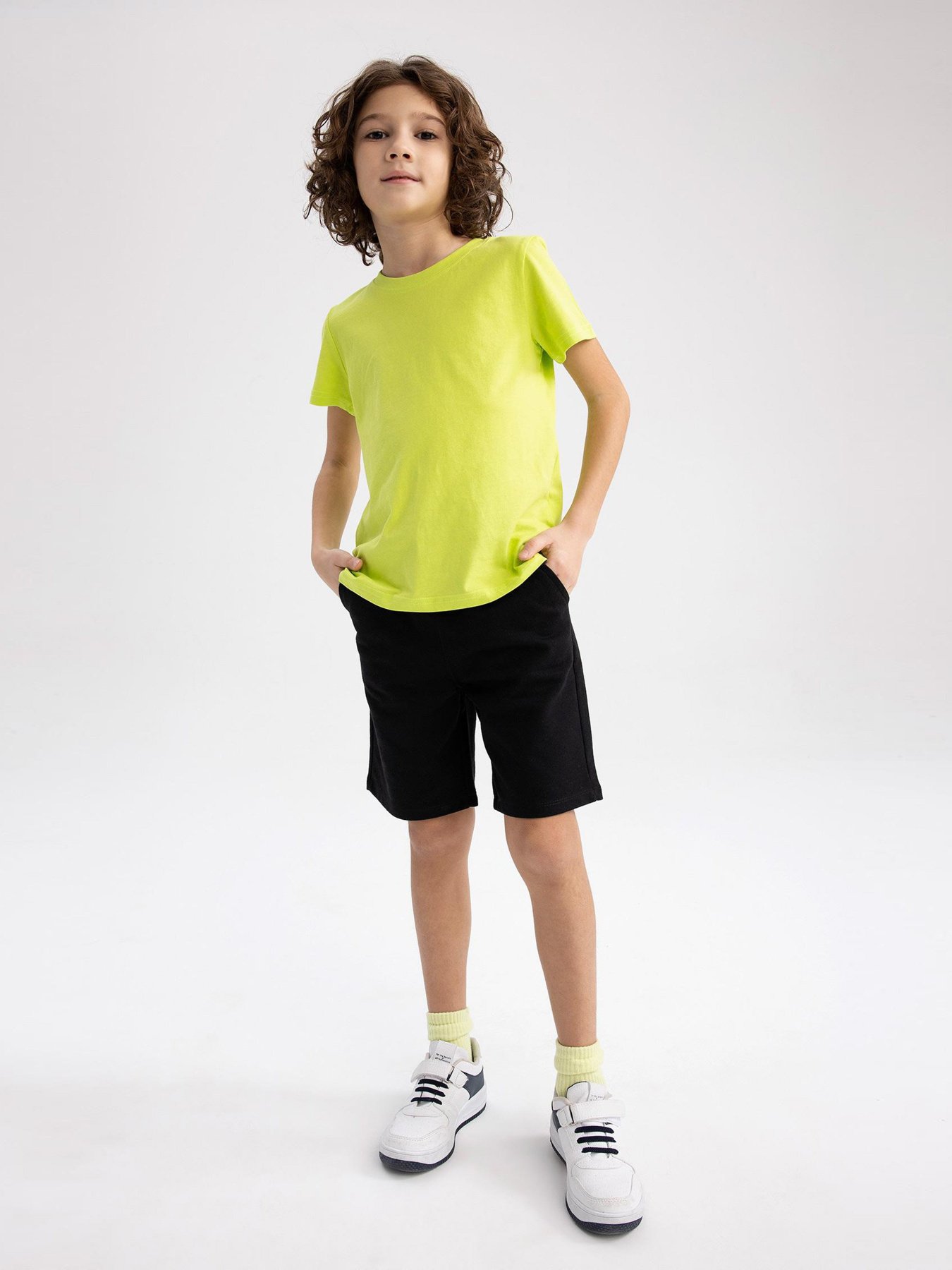 Шорты DeFacto модель Z5537A6-BK81 Фото