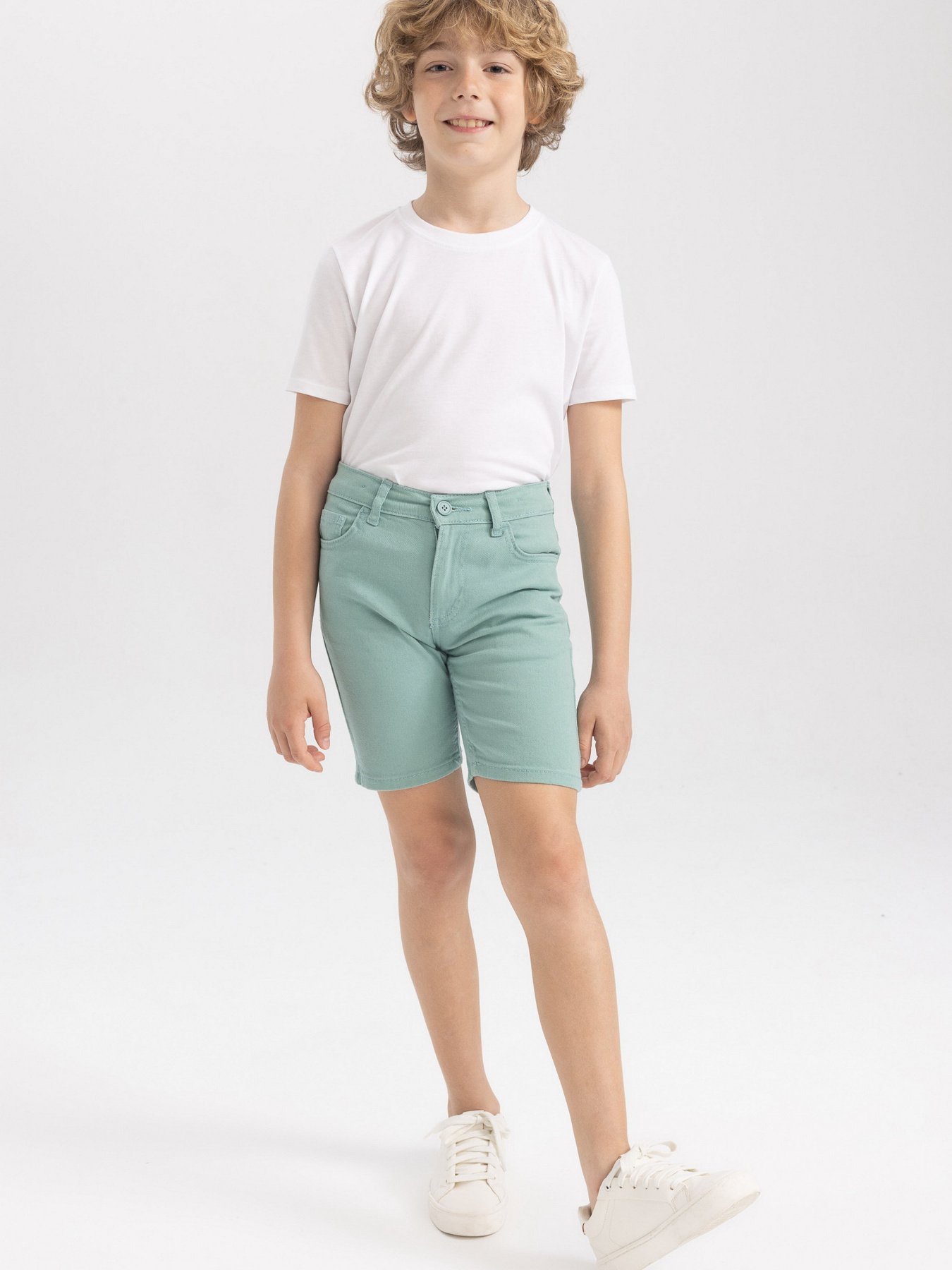 Джинсові шорти DeFacto модель Y1024A6-TR378 Фото