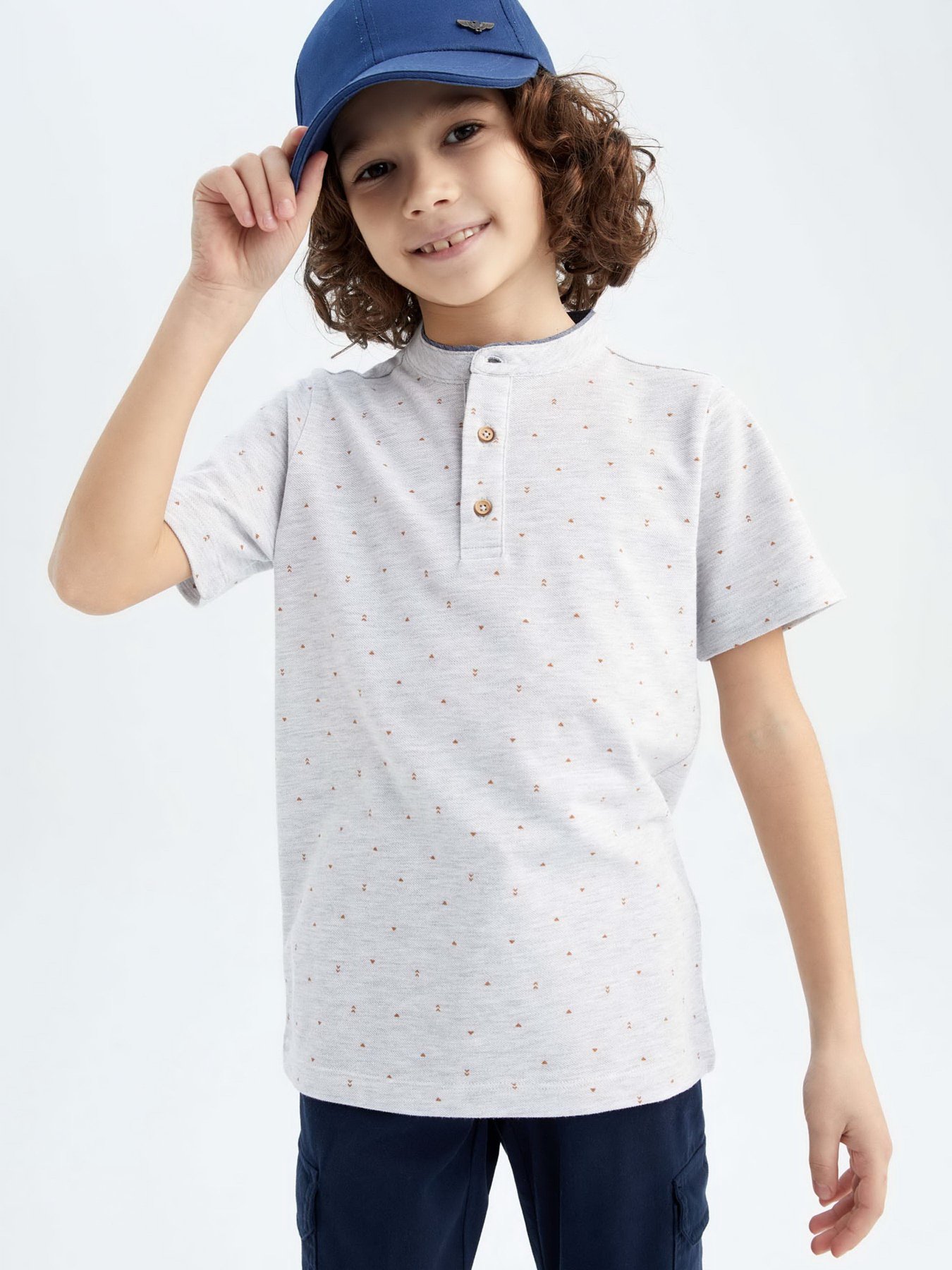 Футболка DeFacto модель Z2857A6-GR400 Фото