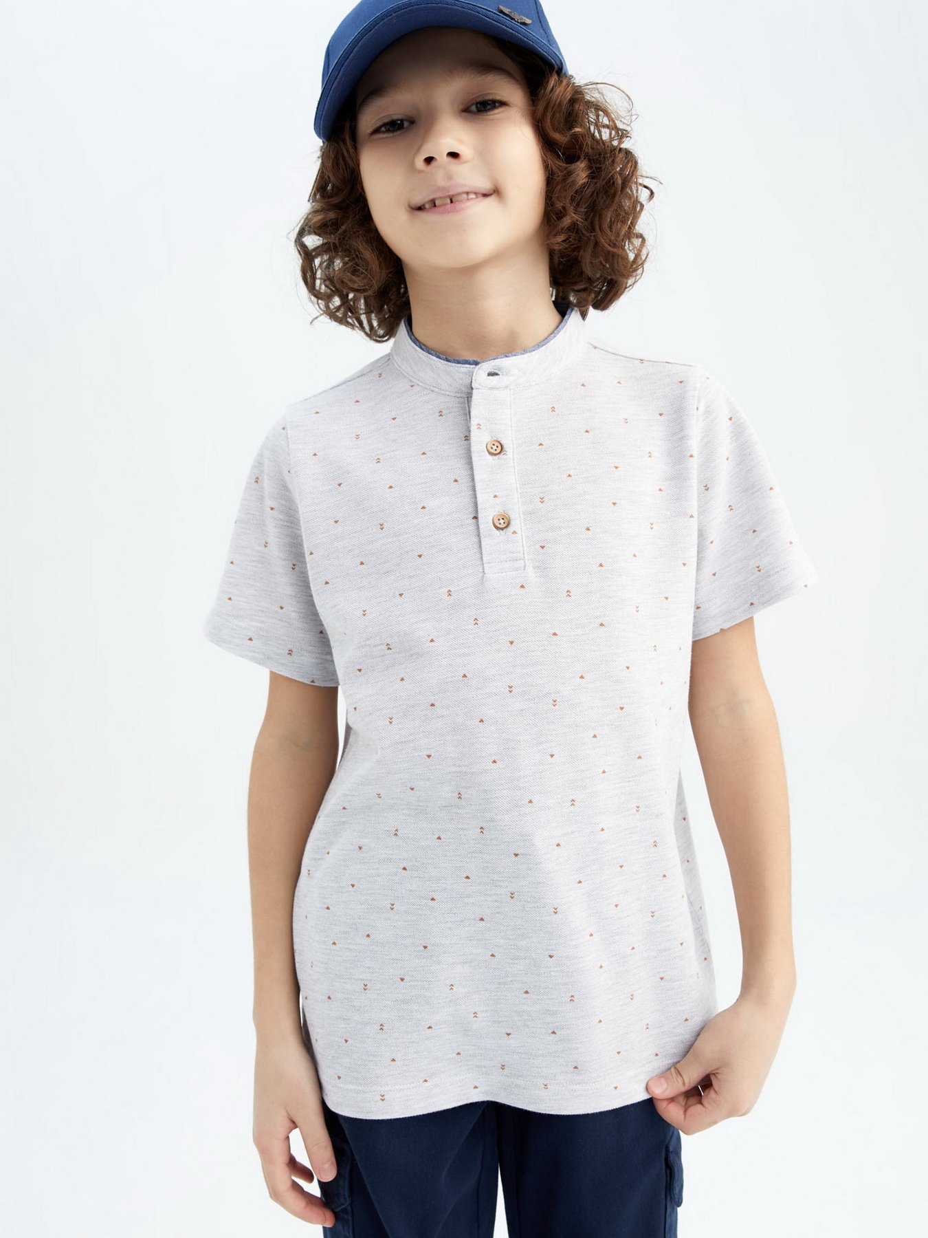 Футболка DeFacto модель Z2857A6-GR400 Фото