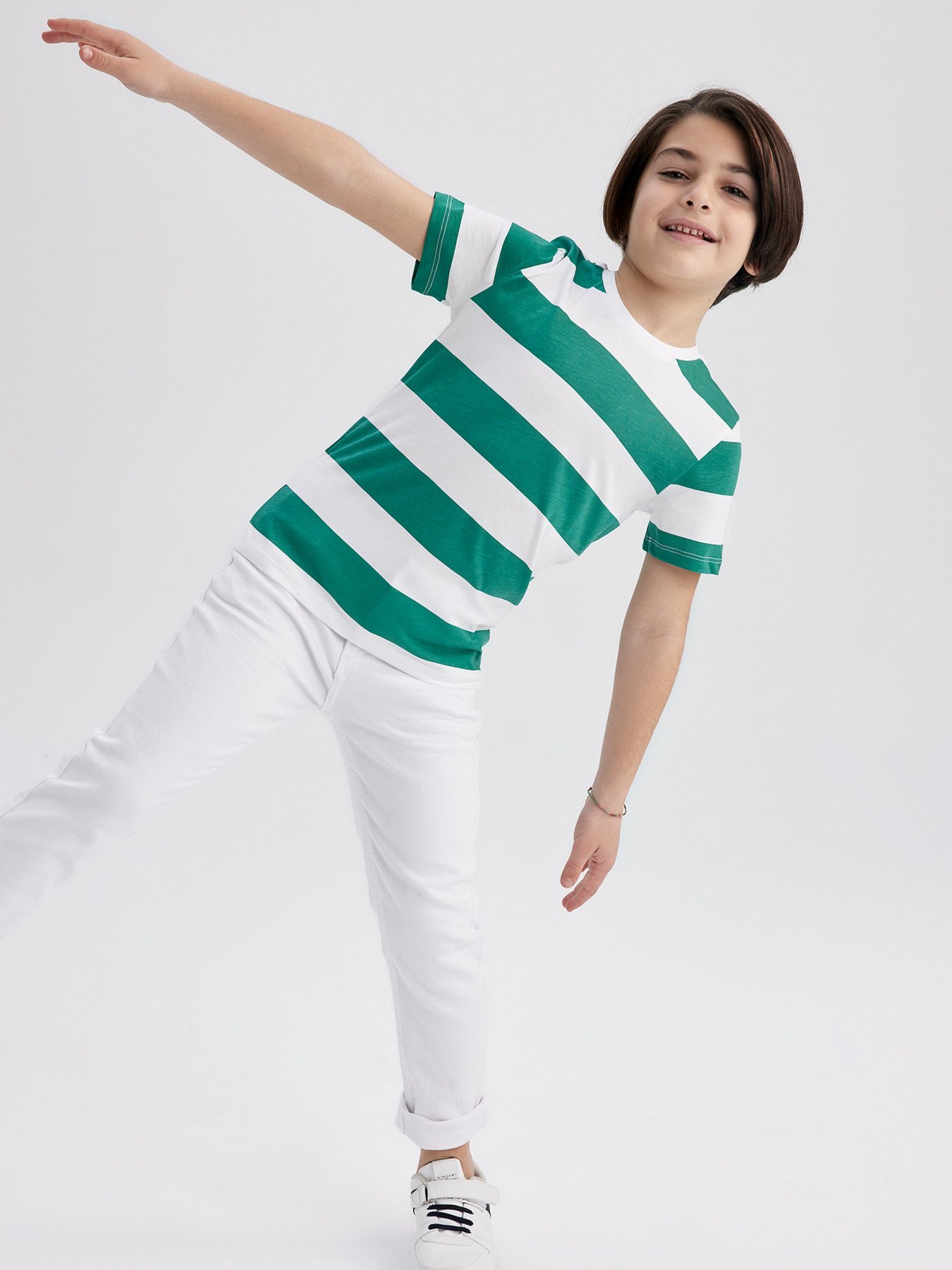 Футболка DeFacto модель Z2867A6-GN279 Фото