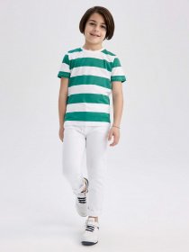 Футболка DeFacto модель Z2867A6-GN279 Футболка DeFacto модель Z2867A6-GN279 Фото