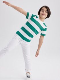 Футболка DeFacto модель Z2867A6-GN279 Футболка DeFacto модель Z2867A6-GN279 Фото