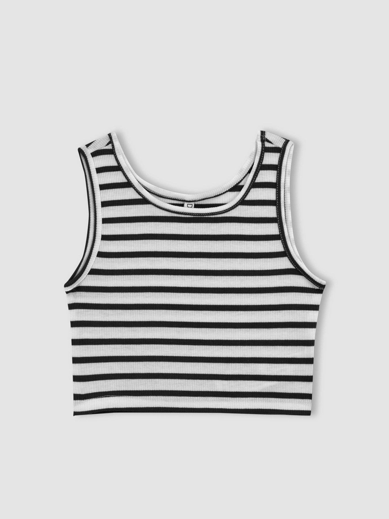 Топ DeFacto модель Z7814A6-BK81 Фото