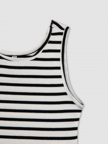 Топ DeFacto модель Z7814A6-BK81 Фото